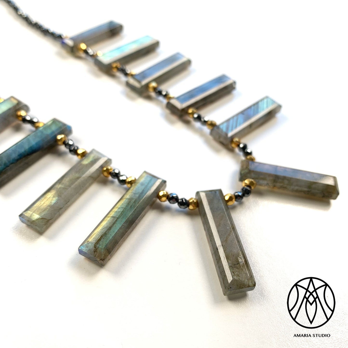 Labradorite hematite necklace - Amaria Studio