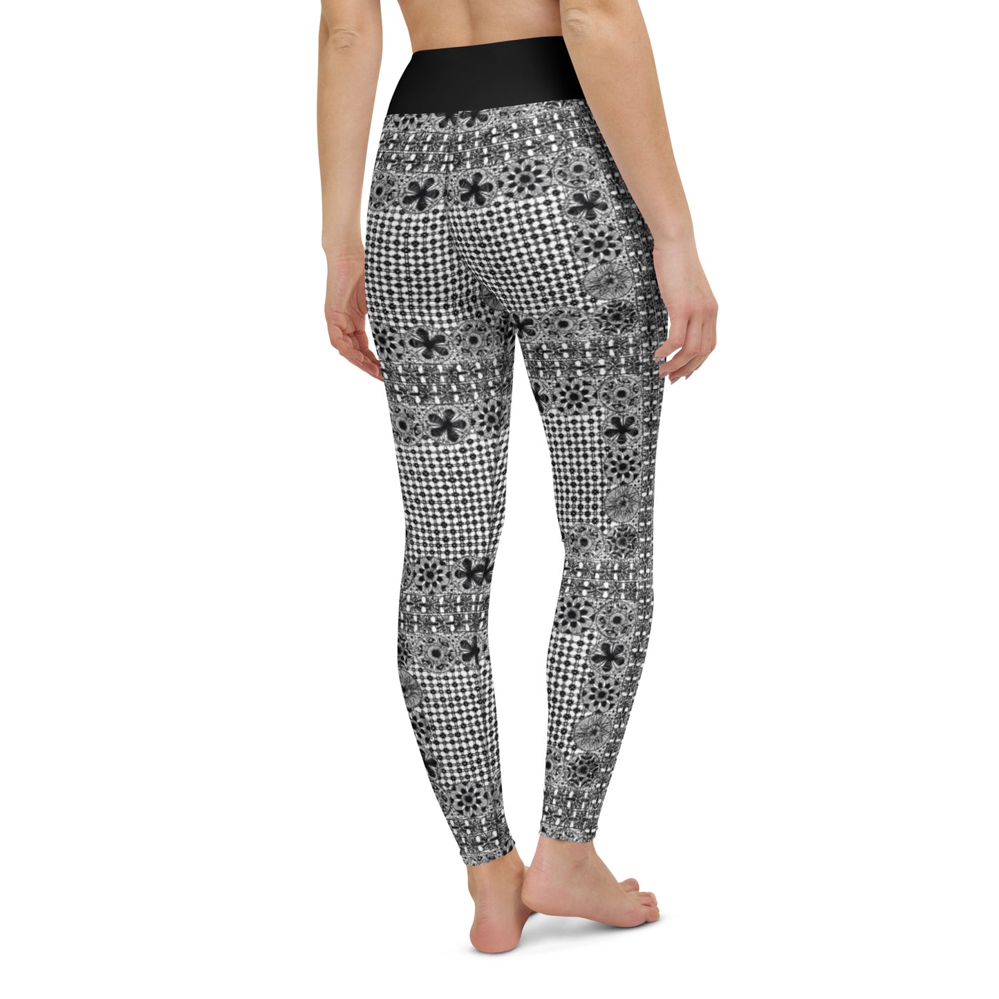 Black ñanduti lace print yoga leggings - Amaria Studio