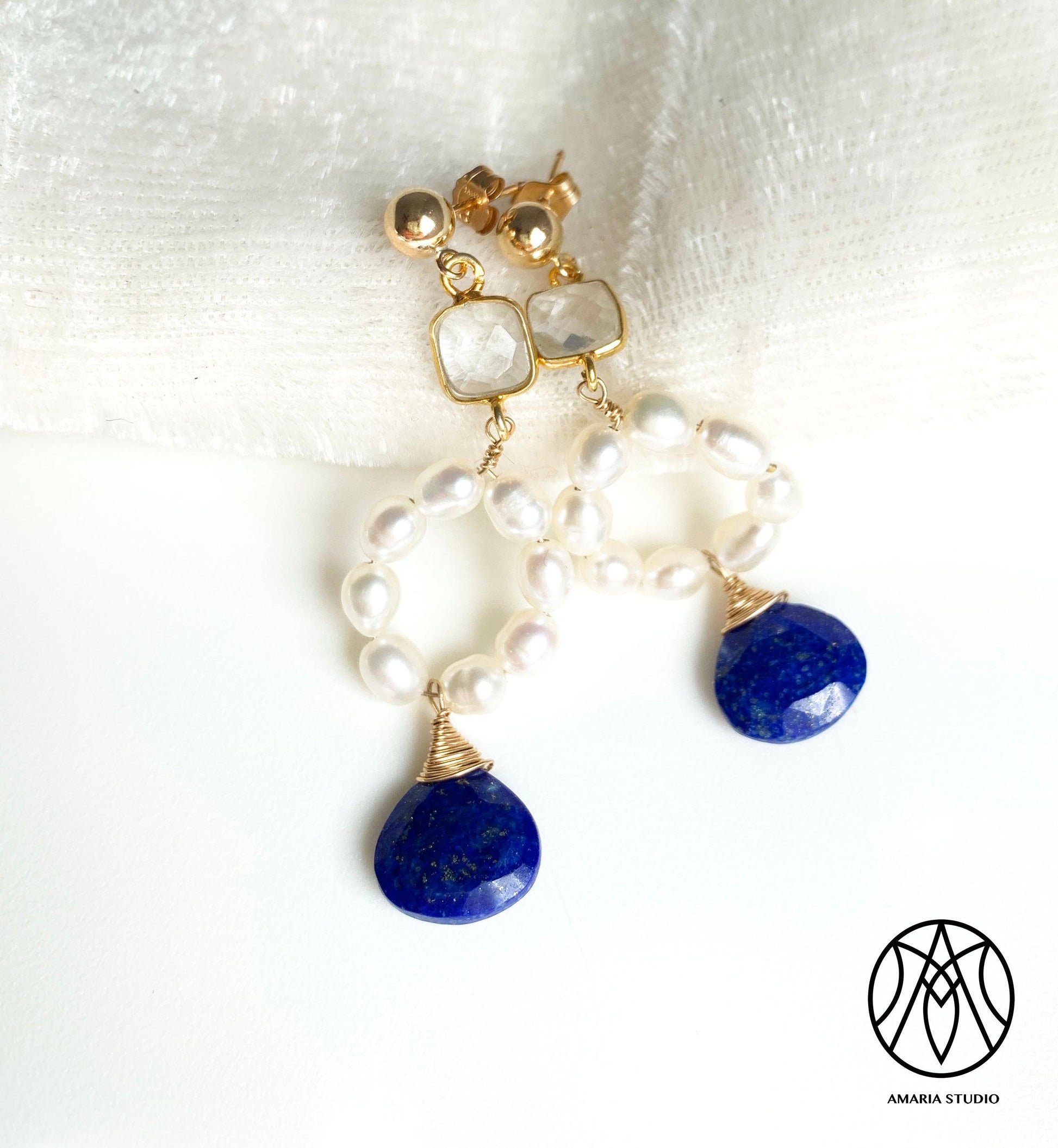 Quartz, pearl, lapis lazuli earrings - Amaria Studio